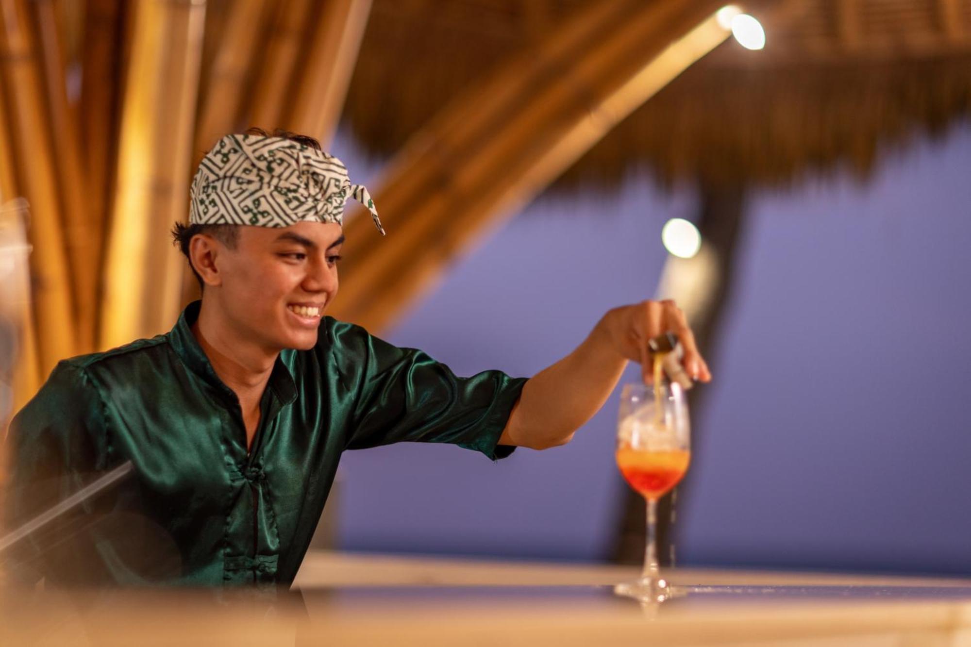 Semaya Beach Resort Tanglad Buitenkant foto