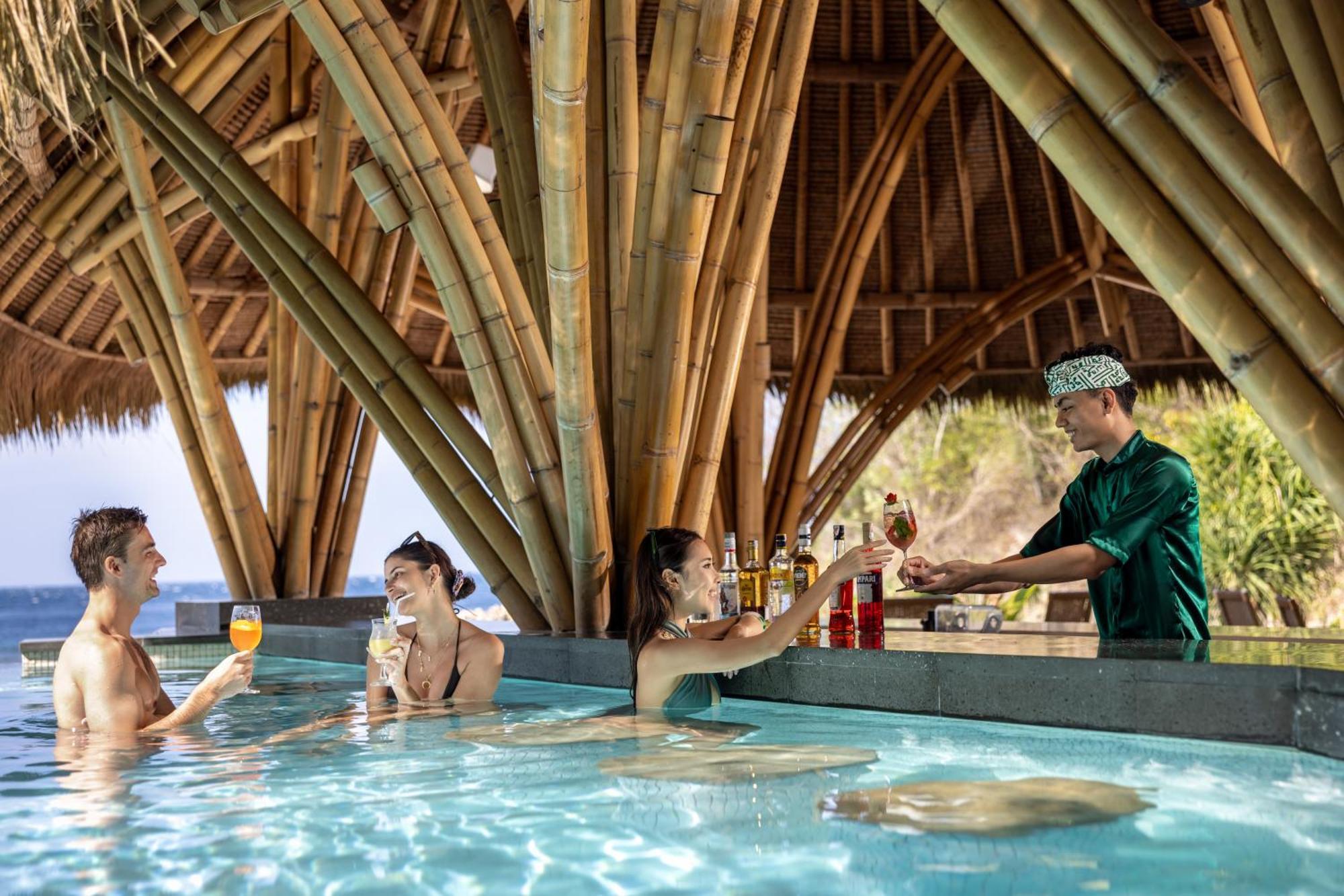 Semaya Beach Resort Tanglad Buitenkant foto